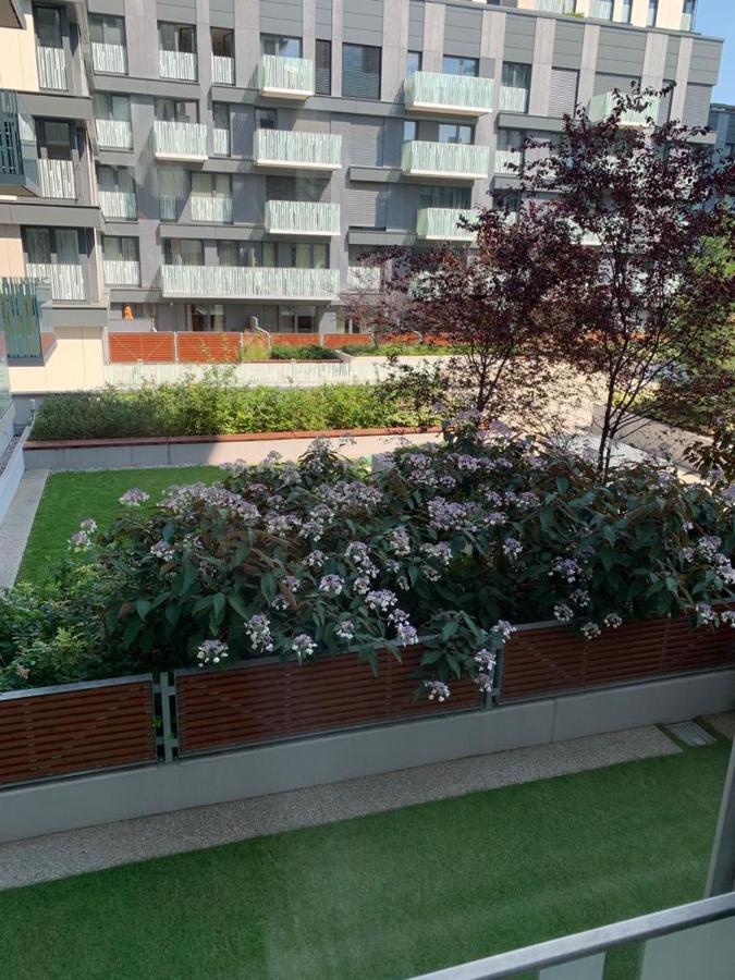 Residence Garden Tower - 8 Min Do Centra, Garaz ปราก ภายนอก รูปภาพ